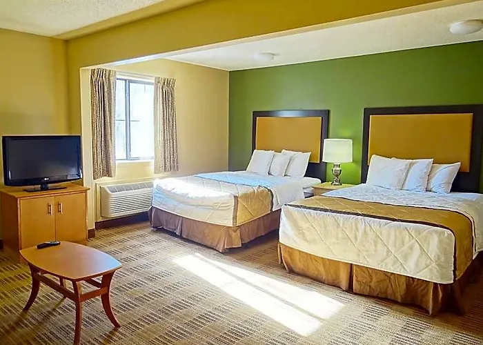 Extended America - Charleston - Northwoods Blvd 2*